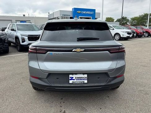 New 2026 Chevrolet Equinox EV LT image 3