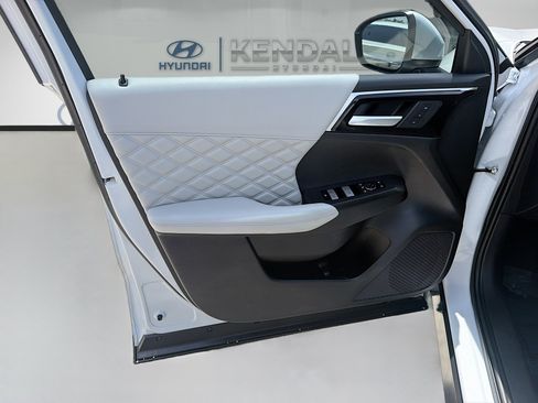 Used 2024 Mitsubishi Outlander SEL FWD image 17