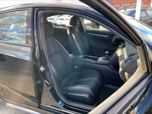 Used 2021 Honda Civic Sport image 11