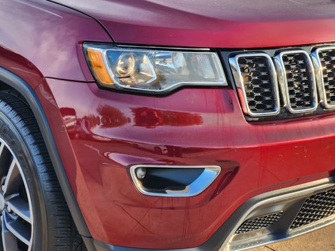 Used 2017 Jeep Grand Cherokee Limited image 5