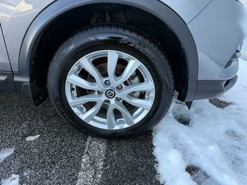 Certified 2021 Nissan Rogue Sport SV image 13