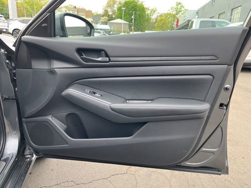 New 2026 Nissan Altima 2.5 SV w/ SV Special Edition Package AWD/4WD image 19