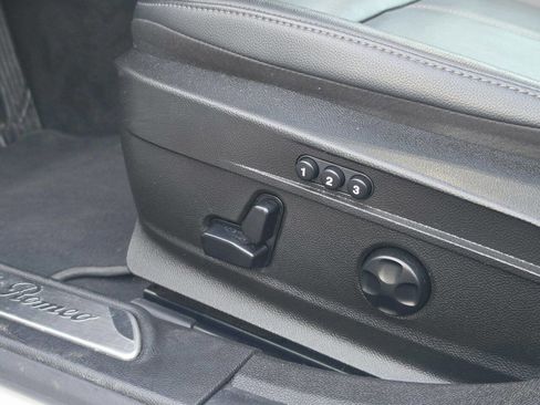 Used 2018 Alfa Romeo Giulia RWD image 65