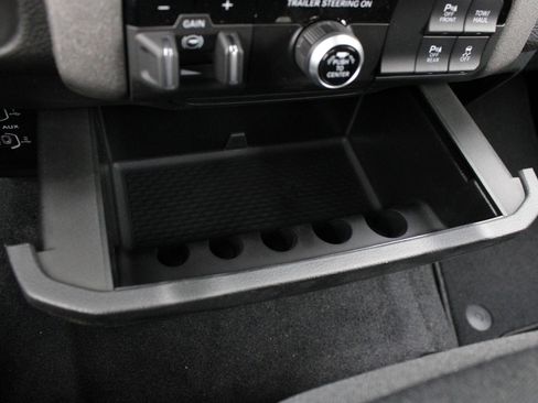 New 2026 RAM 1500 Express AWD/4WD image 43