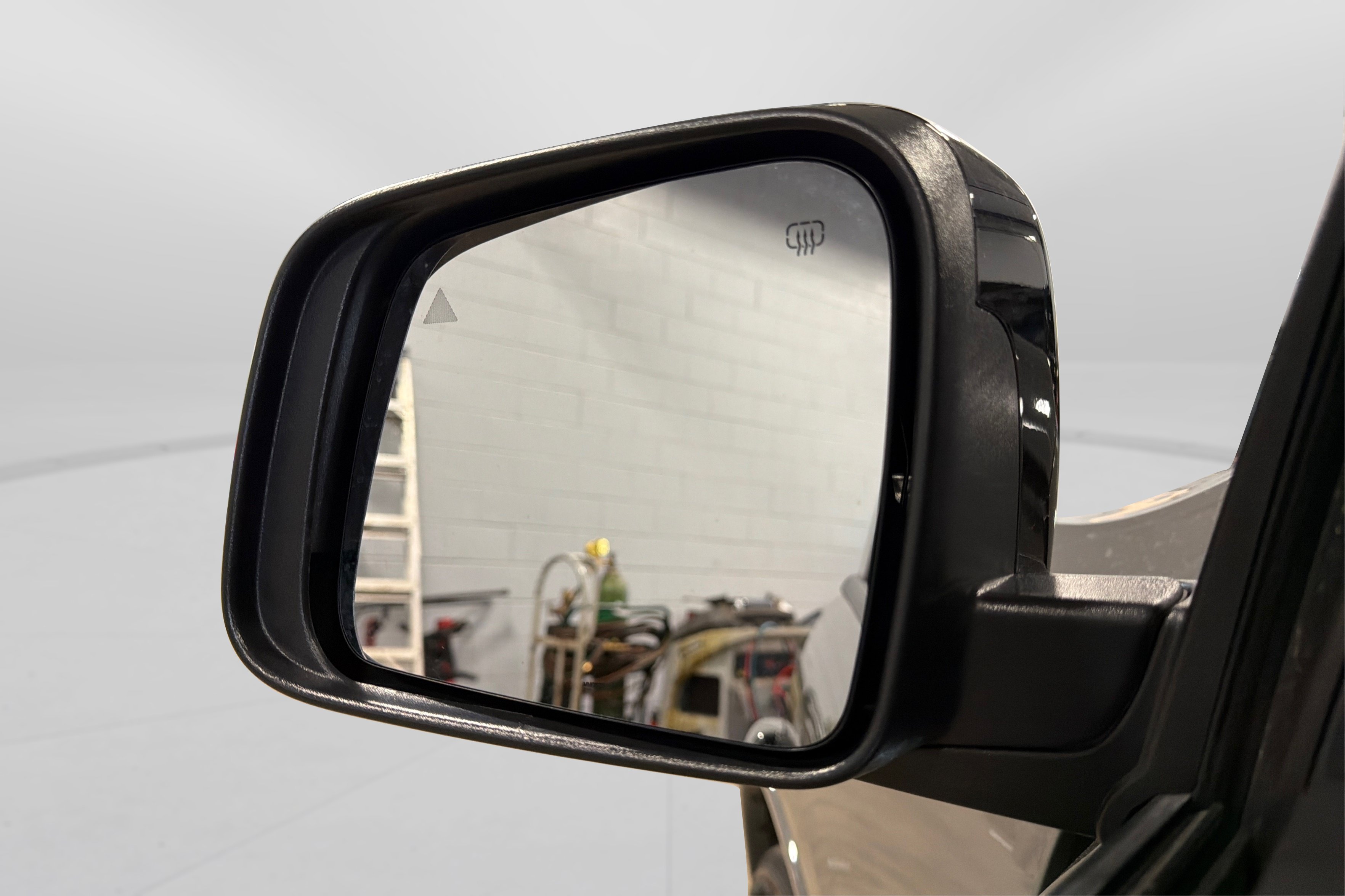 Used 2025 Dodge Durango GT AWD/4WD image 14