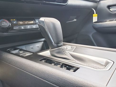 New 2026 Nissan Kicks SV image 28