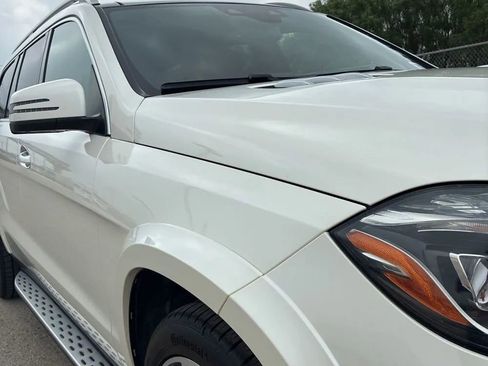 Used 2017 Mercedes-Benz GLS 550 4MATIC image 13