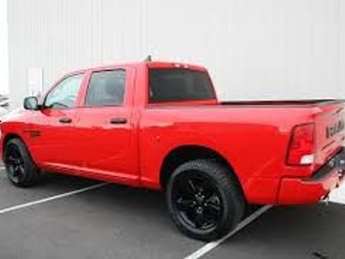 Used 2019 RAM 1500 Big Horn AWD/4WD image 1