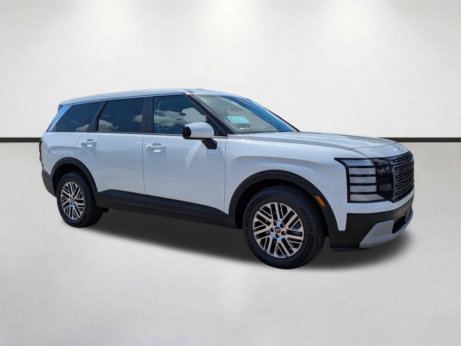 New 2027 Hyundai Palisade SE FWD image 1