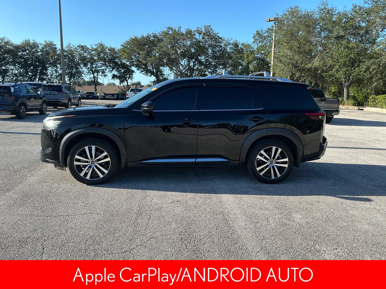 Certified 2024 Nissan Pathfinder Platinum w/ Cargo Package FWD image 5