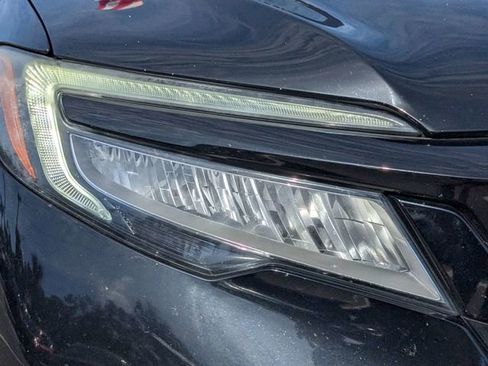 Used 2020 Honda Pilot Black Edition image 9