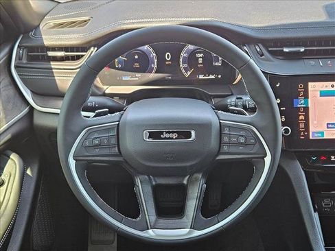 New 2026 Jeep Grand Cherokee L Limited RWD image 12