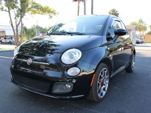 Used 2015 FIAT 500 Sport FWD image 2