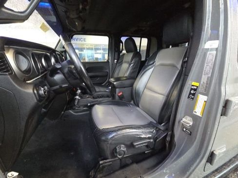 Used 2021 Jeep Gladiator Willys image 21