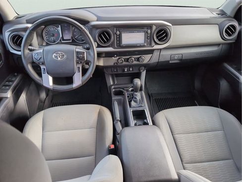 Used 2019 Toyota Tacoma SR5 image 32