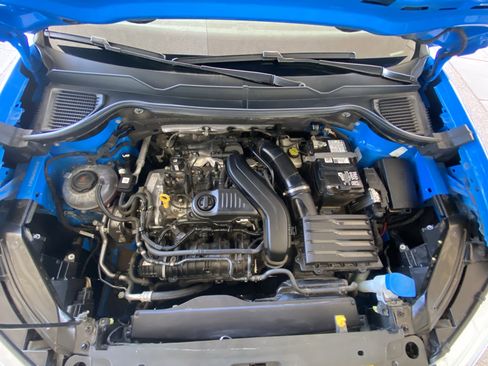 Certified 2023 Volkswagen Taos SE w/ Panoramic Sunroof Package FWD image 42