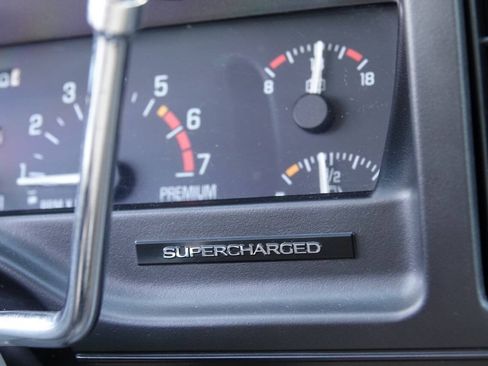 Used 1993 Buick Park Avenue Ultra FWD image 85