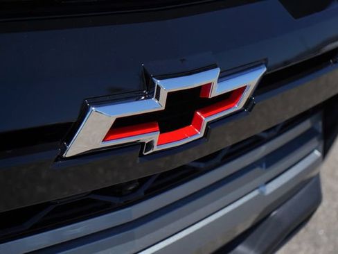New 2026 Chevrolet Colorado ZR2 w/ Technology Package AWD/4WD image 16