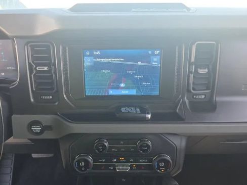 Used 2021 Ford Bronco 4-Door AWD/4WD image 11