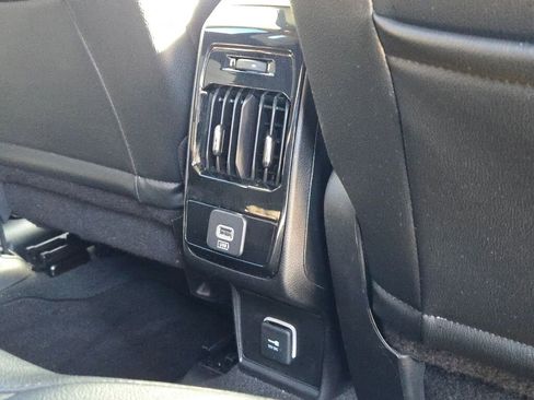 Used 2022 Jeep Compass Limited image 10