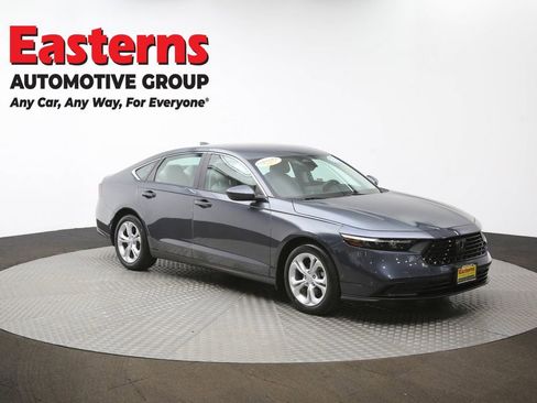 Used 2025 Honda Accord LX image 47