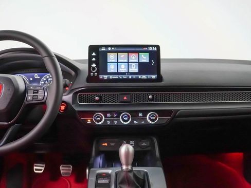 Used 2025 Honda Civic Type R image 18
