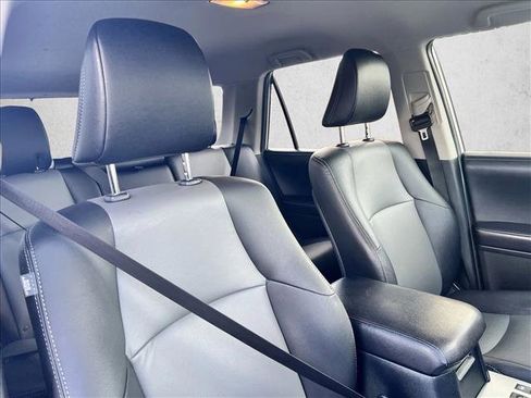 Used 2018 Toyota 4Runner SR5 Premium image 24