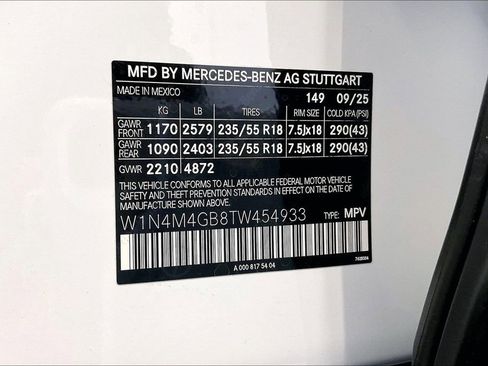 New 2026 Mercedes-Benz GLB 250 image 18