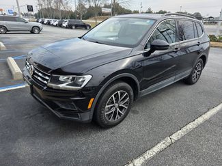Used 2019 Volkswagen Tiguan SE w/ Panoramic Sunroof Package video 1