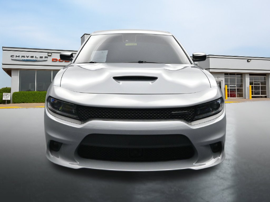Used 2022 Dodge Charger R/T w/ Plus Group RWD image 8