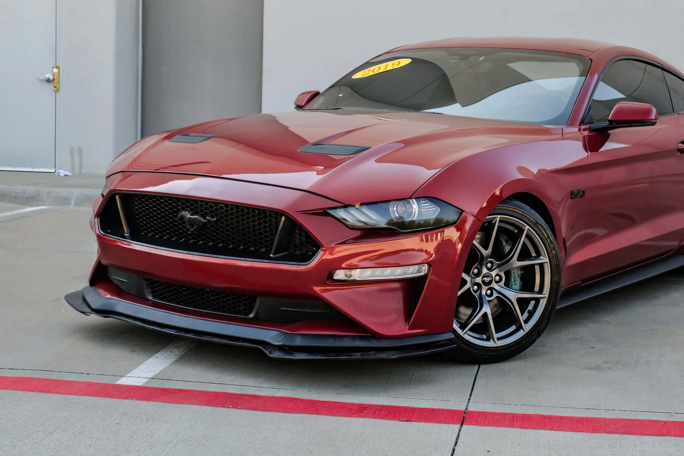 Used 2019 Ford Mustang GT Premium w/ GT Performance Package RWD image 7