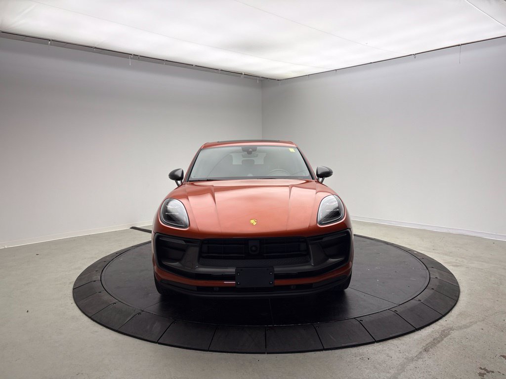 Certified 2023 Porsche Macan Turbo AWD/4WD image 10