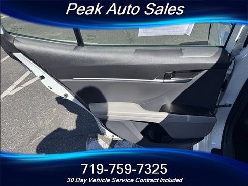 Used 2023 Toyota Camry SE image 25