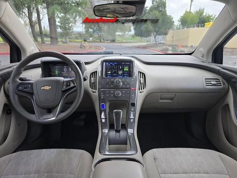 Used 2013 Chevrolet Volt image 18