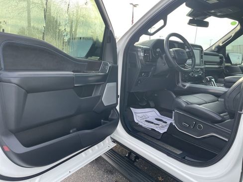 Used 2025 Ford F150 Platinum w/ Equipment Group 702A High image 21