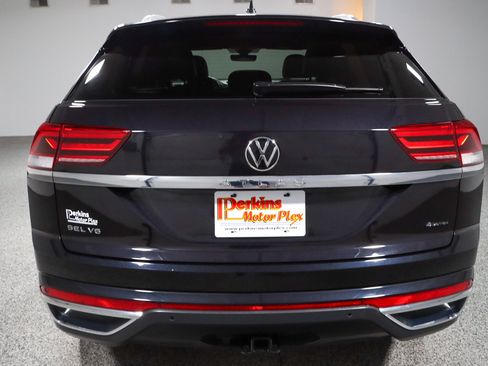 Used 2023 Volkswagen Atlas Cross Sport SEL AWD/4WD image 8