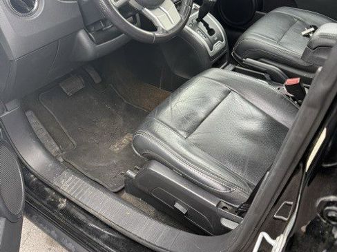 Used 2017 Jeep Compass High Altitude image 2