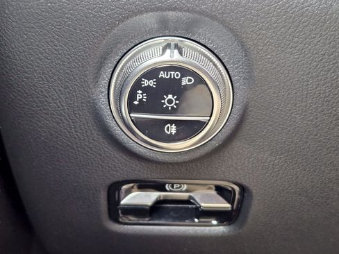 Certified 2026 Mercedes-Benz C 300 Sedan image 11