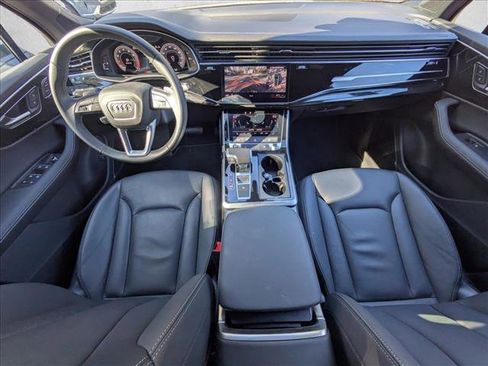 Used 2025 Audi Q7 3.0T Premium Plus w/ Premium Plus Package image 10