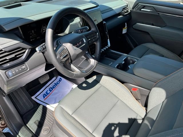 New 2026 GMC Acadia AT4 w/ Luxury Package AWD/4WD image 13