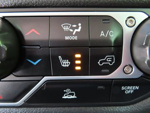 Certified 2024 Jeep Wrangler Sport AWD/4WD image 7