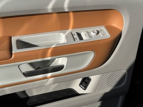 New 2025 Volkswagen ID. Buzz Pro S Plus image 38