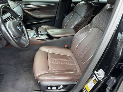 Used 2022 BMW 540i xDrive w/ M Sport Package AWD/4WD image 28