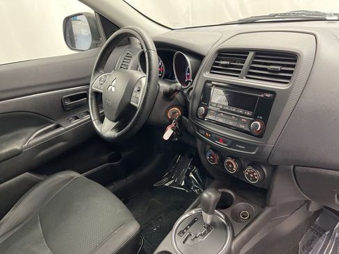 Used 2015 Mitsubishi Outlander Sport ES image 24