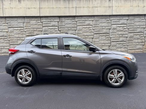 Used 2018 Nissan Kicks S w/ Exterior Package FWD image 6