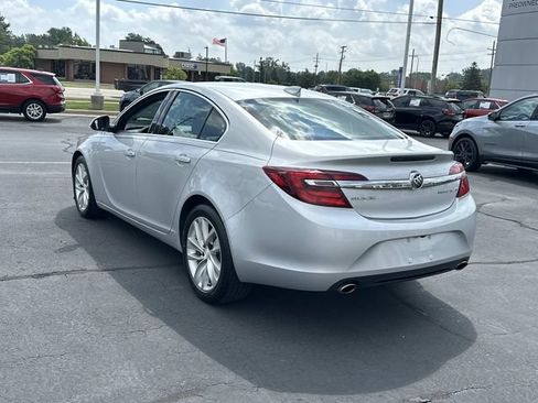 Used 2016 Buick Regal FWD image 5