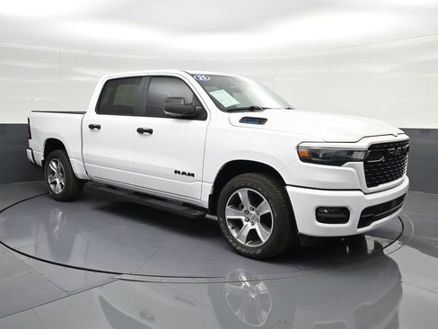 Used 2025 RAM 1500 Tradesman RWD image 5