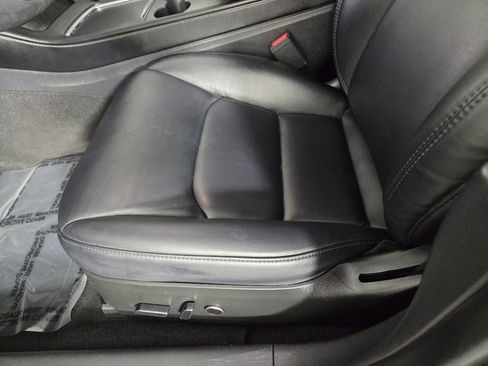 Used 2023 Tesla Model 3 Standard Range image 14