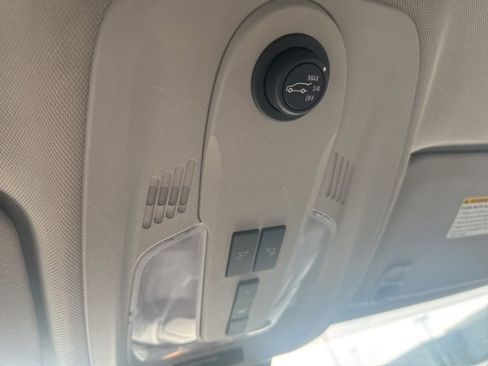 Used 2017 GMC Terrain SLT w/ Driver Alert Package I image 12