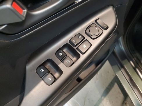 Used 2019 Hyundai Kona Ultimate image 12